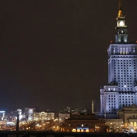 アパート Bagno 154 Centre ワルシャワ